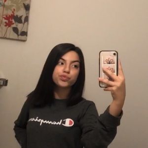 Meet your Posher, Yureli